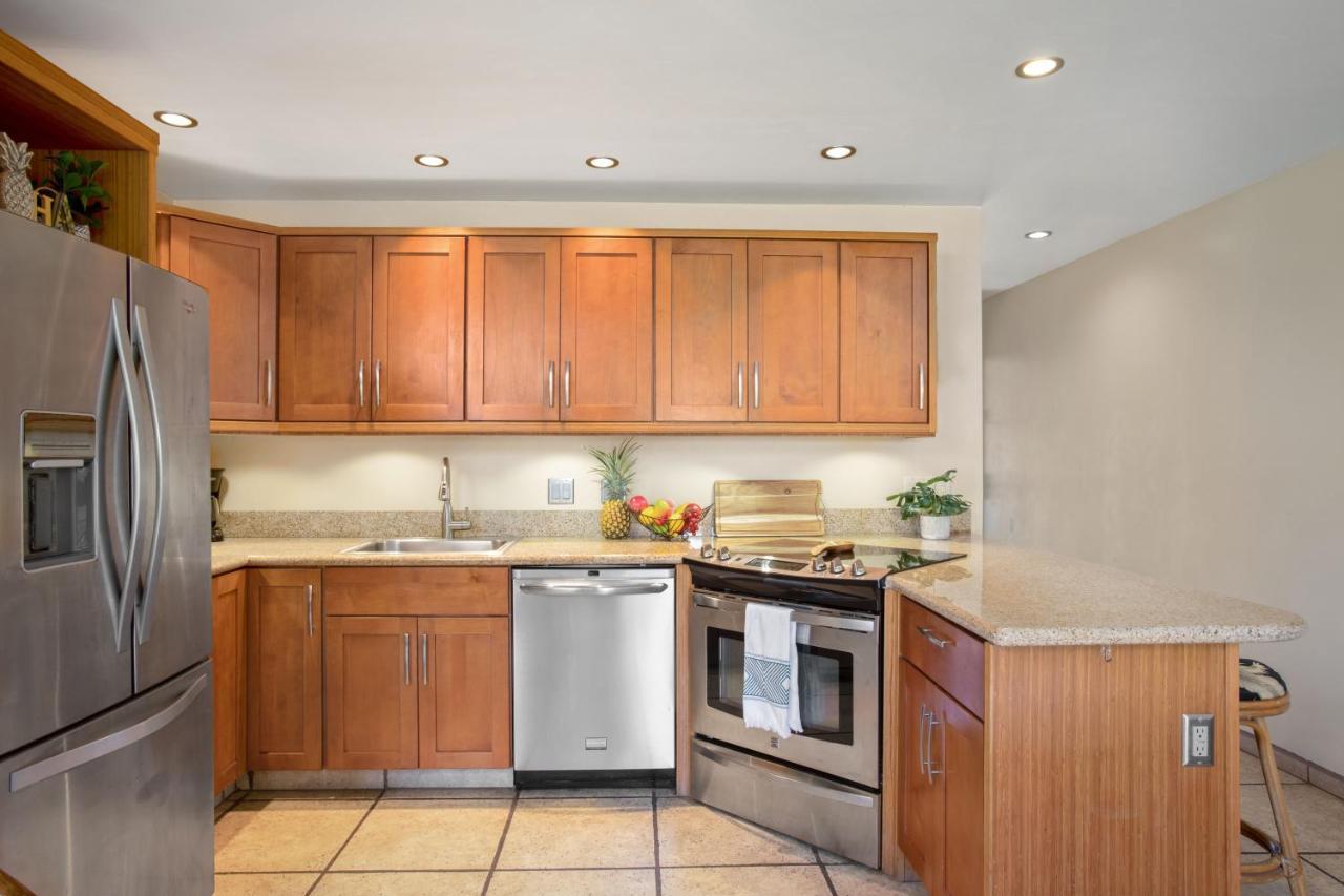 Beautiful 1 Bedroom Condo With Ocean Views | Oceanfront Kihei Zewnętrze zdjęcie